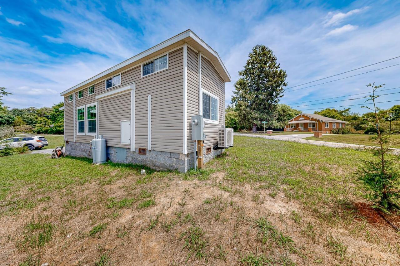 Tiny Charmer Hendersonville Bagian luar foto